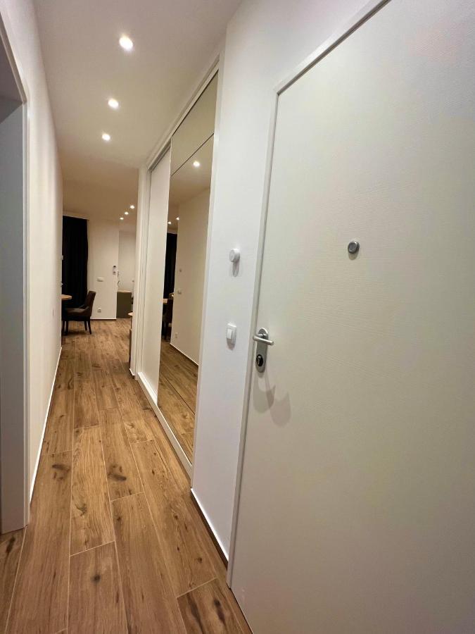 Vila Zrina - Apartmani Trogir Exterior foto